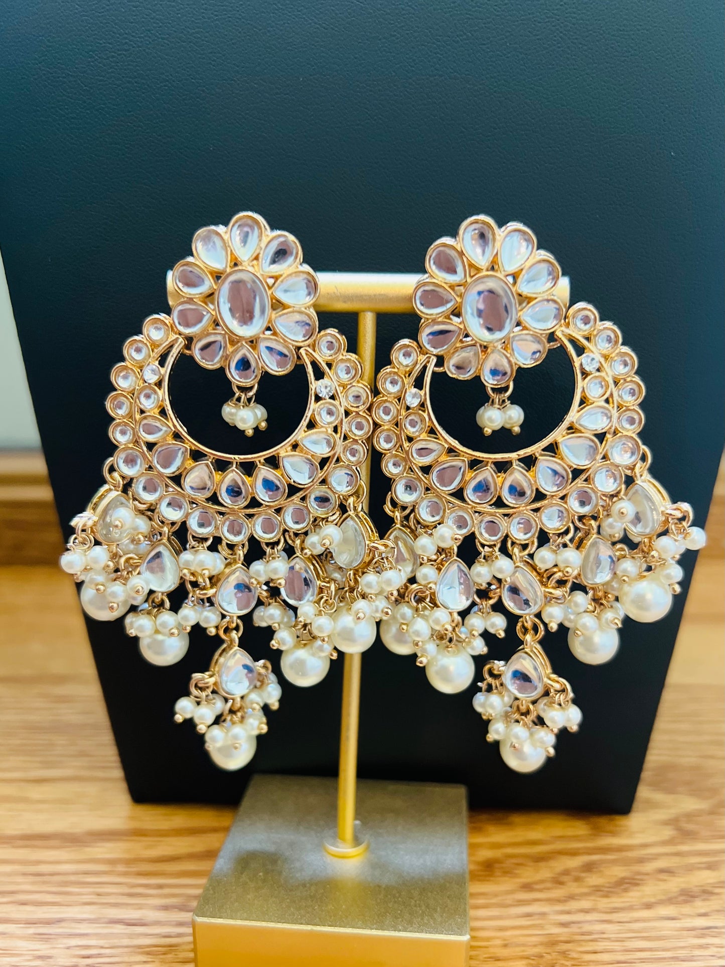 Jodha Necklace Set (Includes Earrings & Tikka)