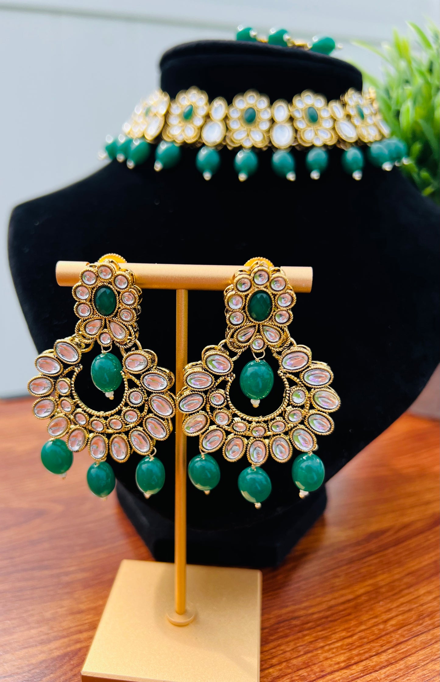 Ila Kundan Choker Set (Includes Earrings & Tikka)