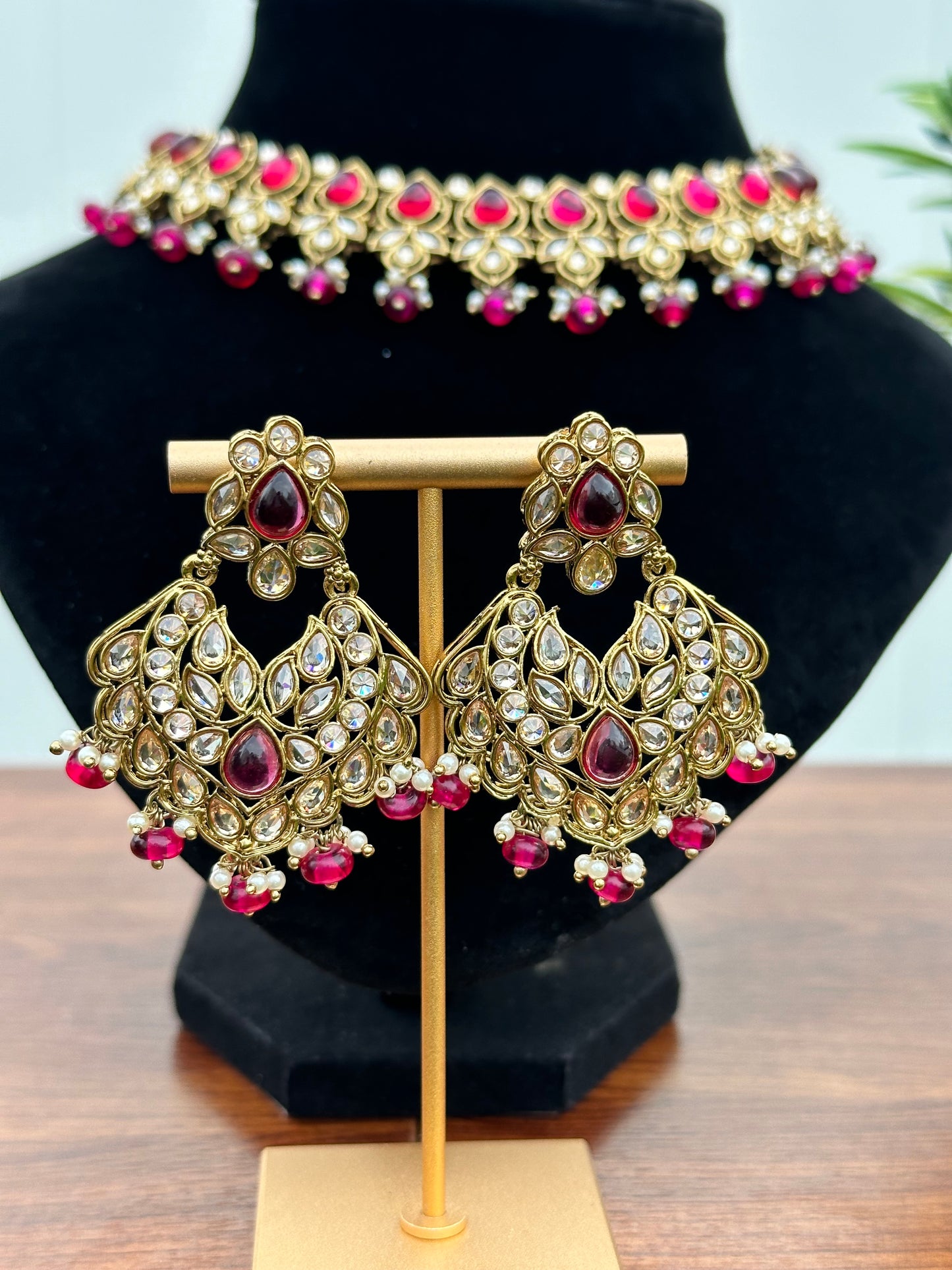 Samira Polki Kundan Necklace Set (Includes Earrings & Tikka)