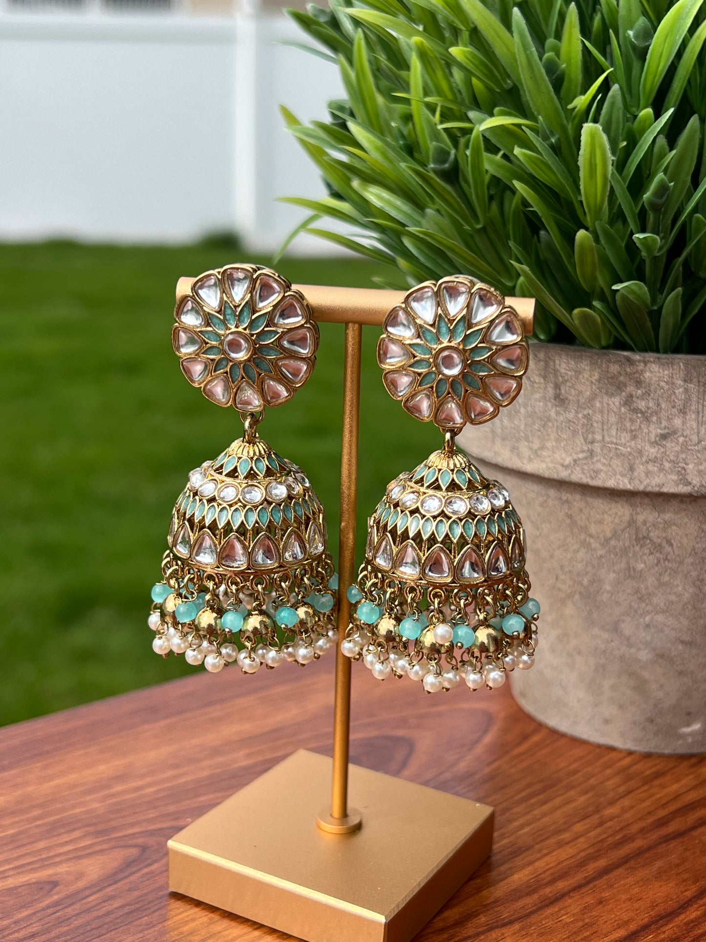 Siya Jhumki Earrings