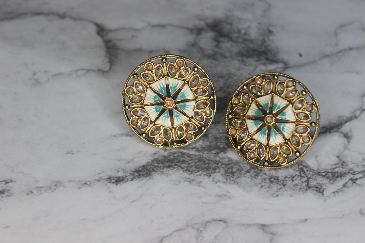 Kundan Wheel Stud Earrings