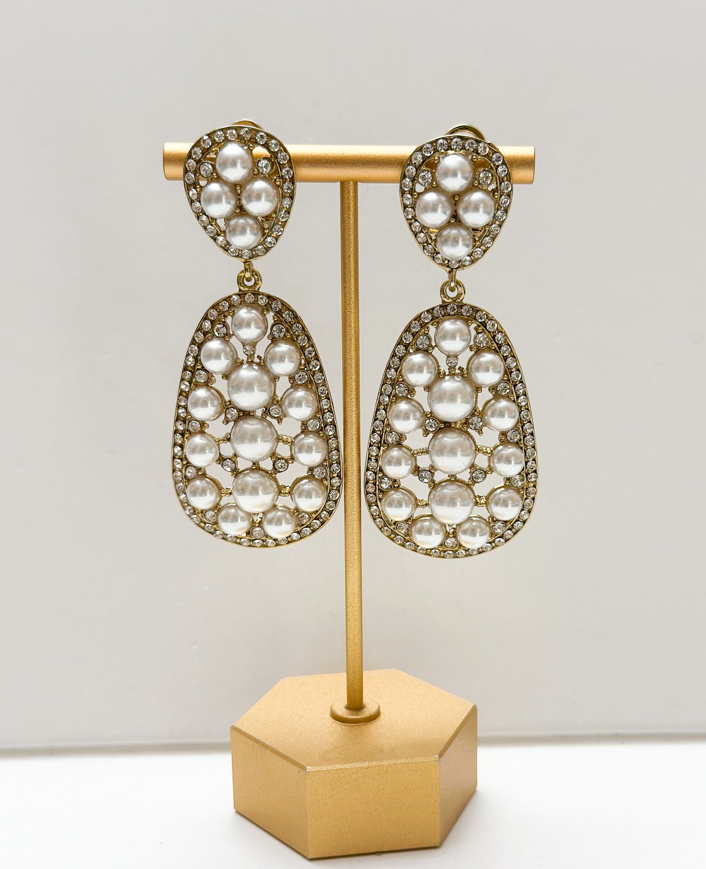 Eva Pearl Earrings