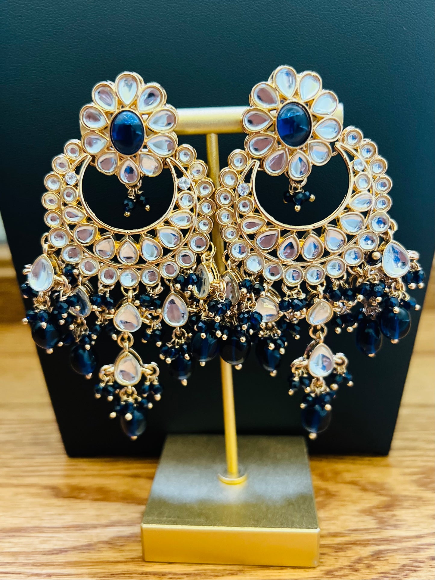 Jodha Necklace Set (Includes Earrings & Tikka)