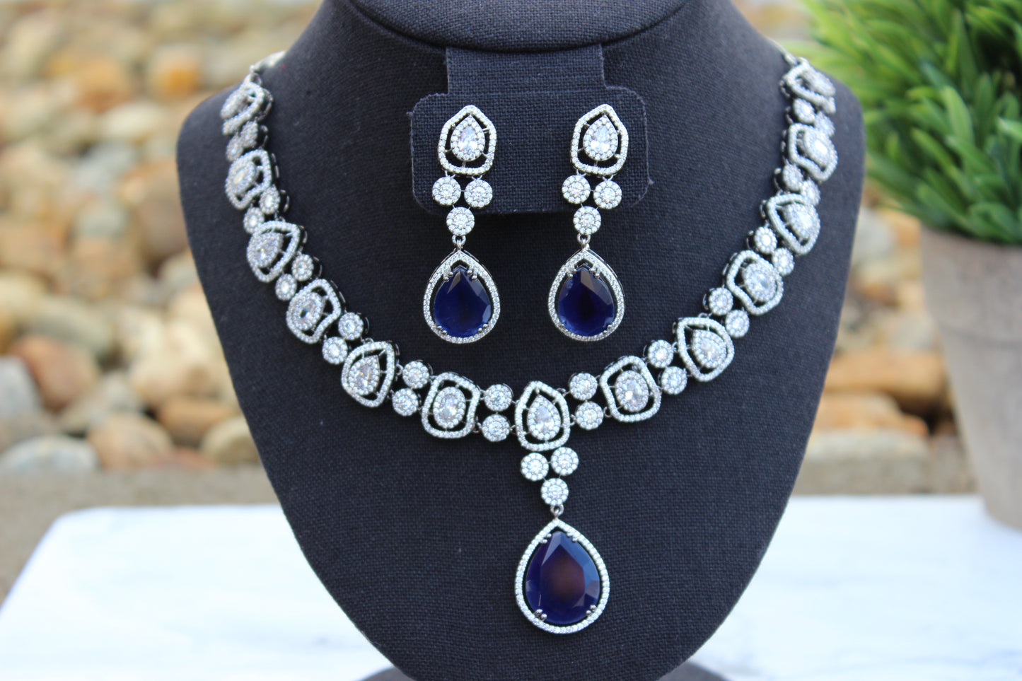 Mia AD Necklace Set