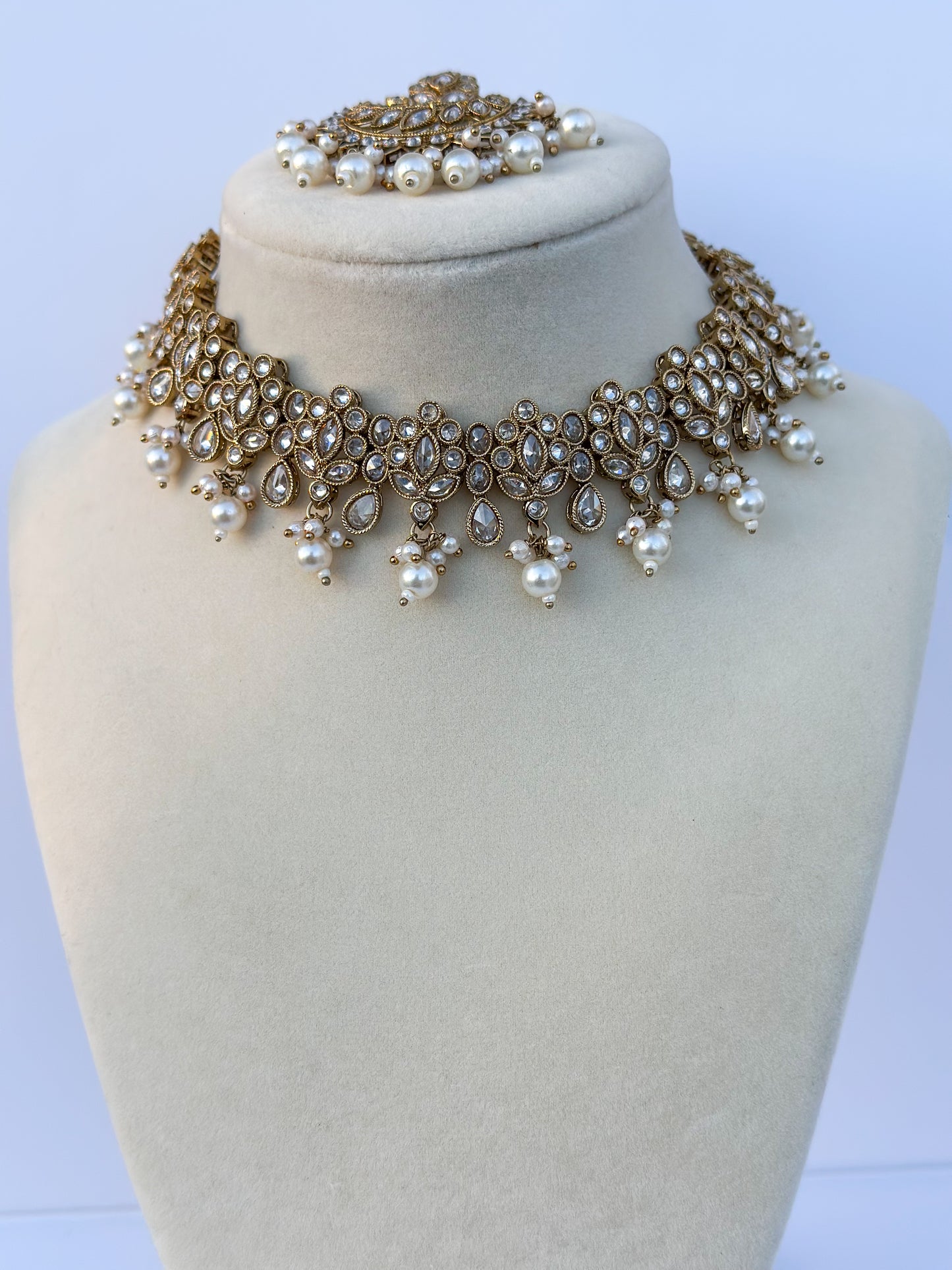 Ava Necklace Set (Includes Earrings & Tikka)