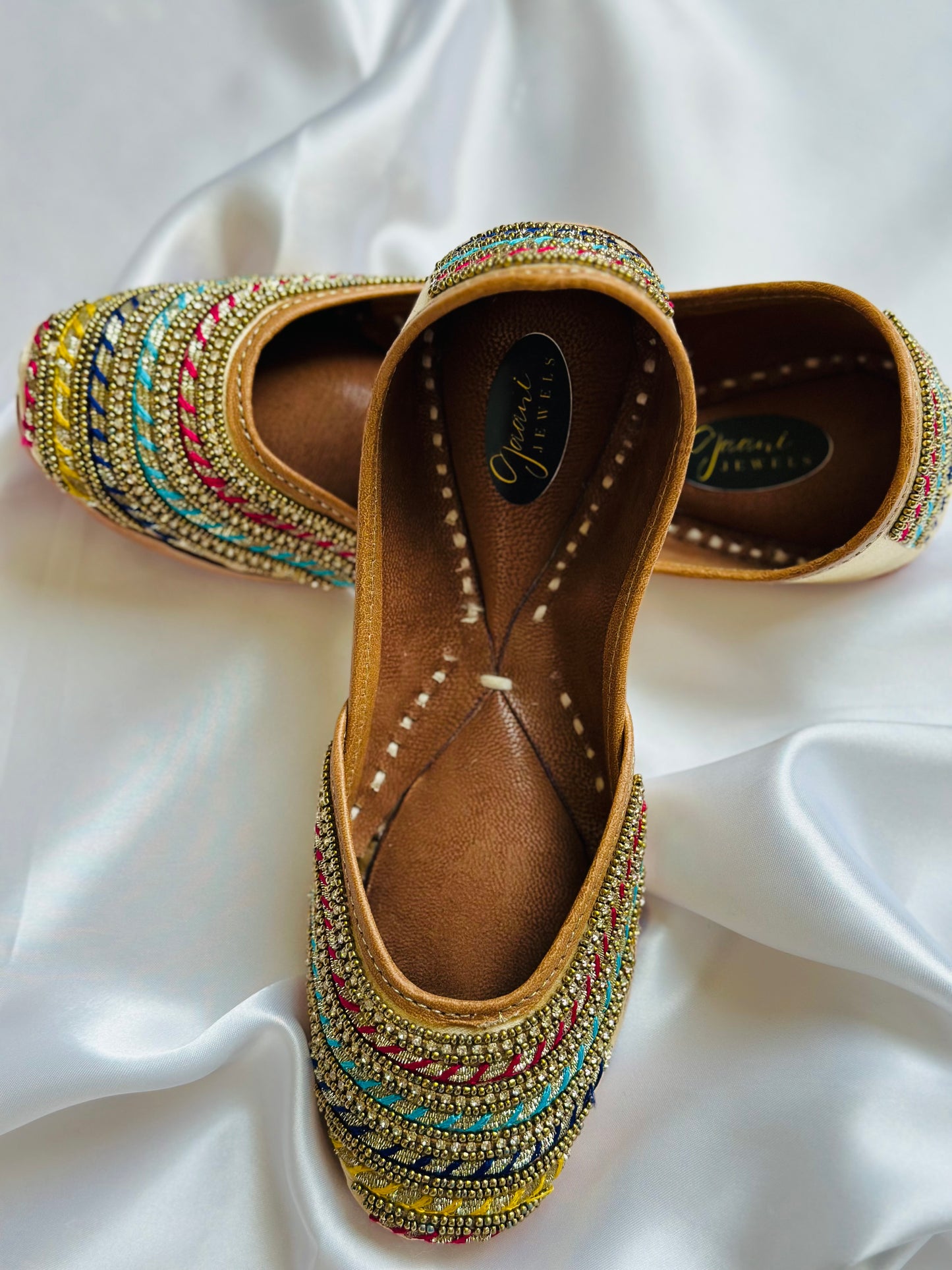 Navleen Handcrafted Double Cushioned Women Jutti