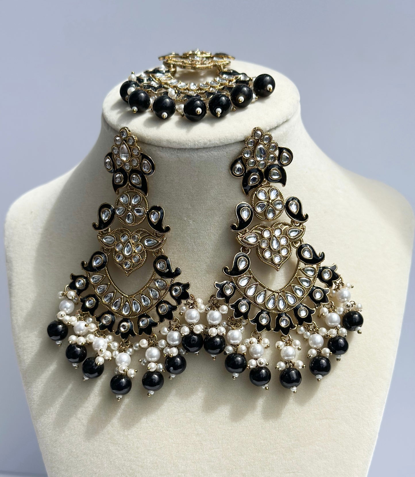 Ria Polki Earrings and Tikka Set