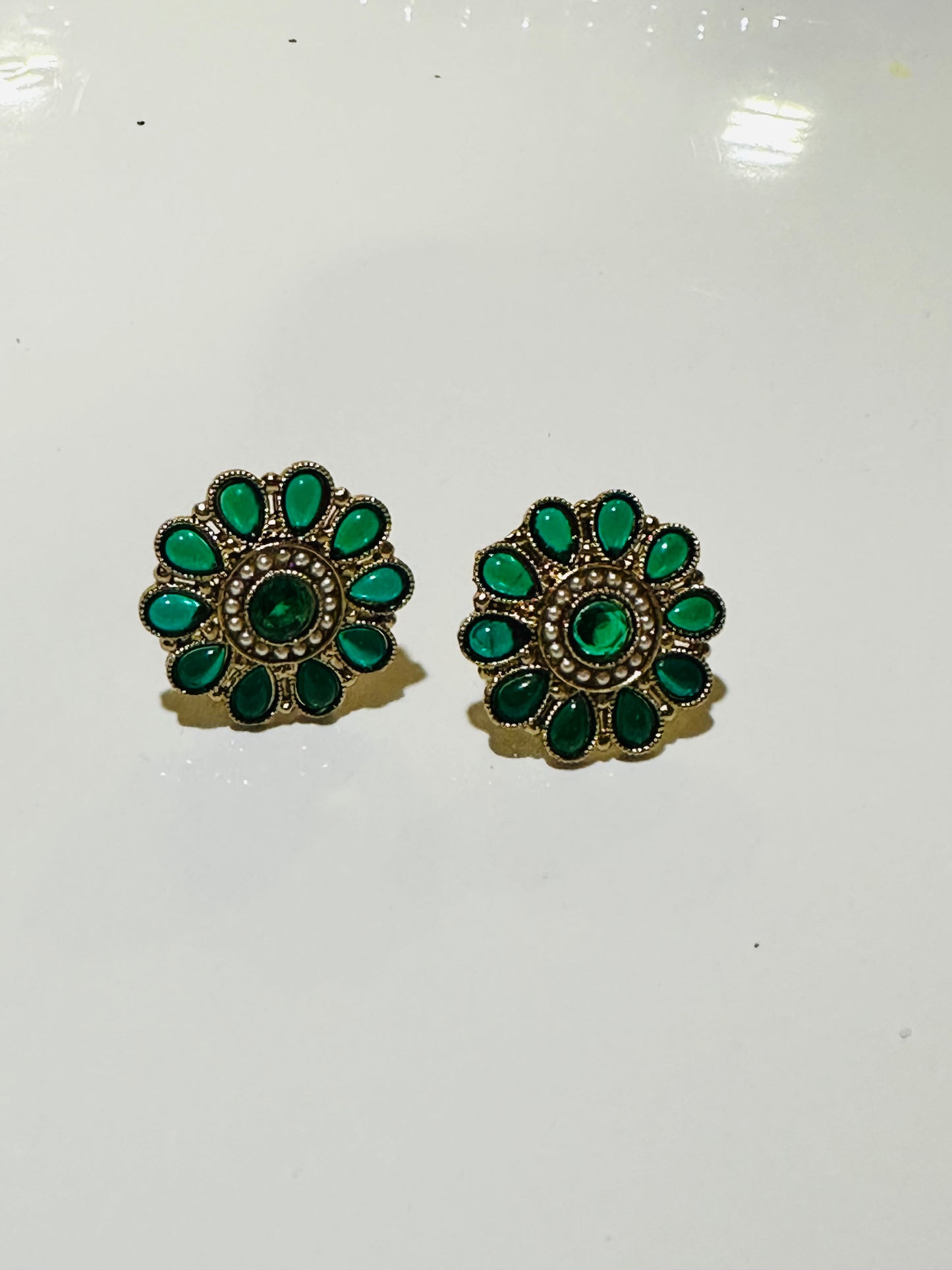 Kundan Mini Round Stone Stud Earrings