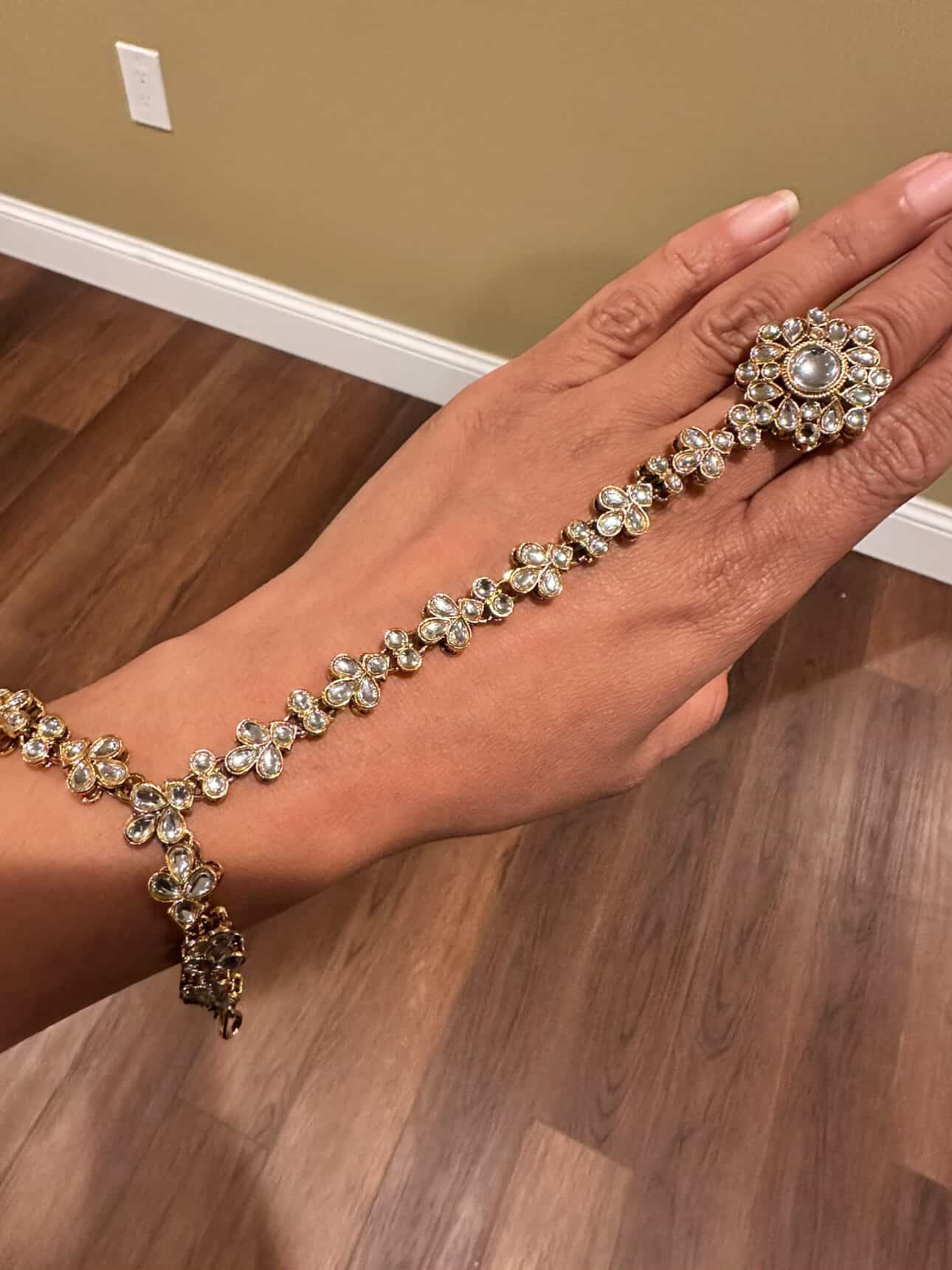 Kashish Hand Harness / Hath Phool