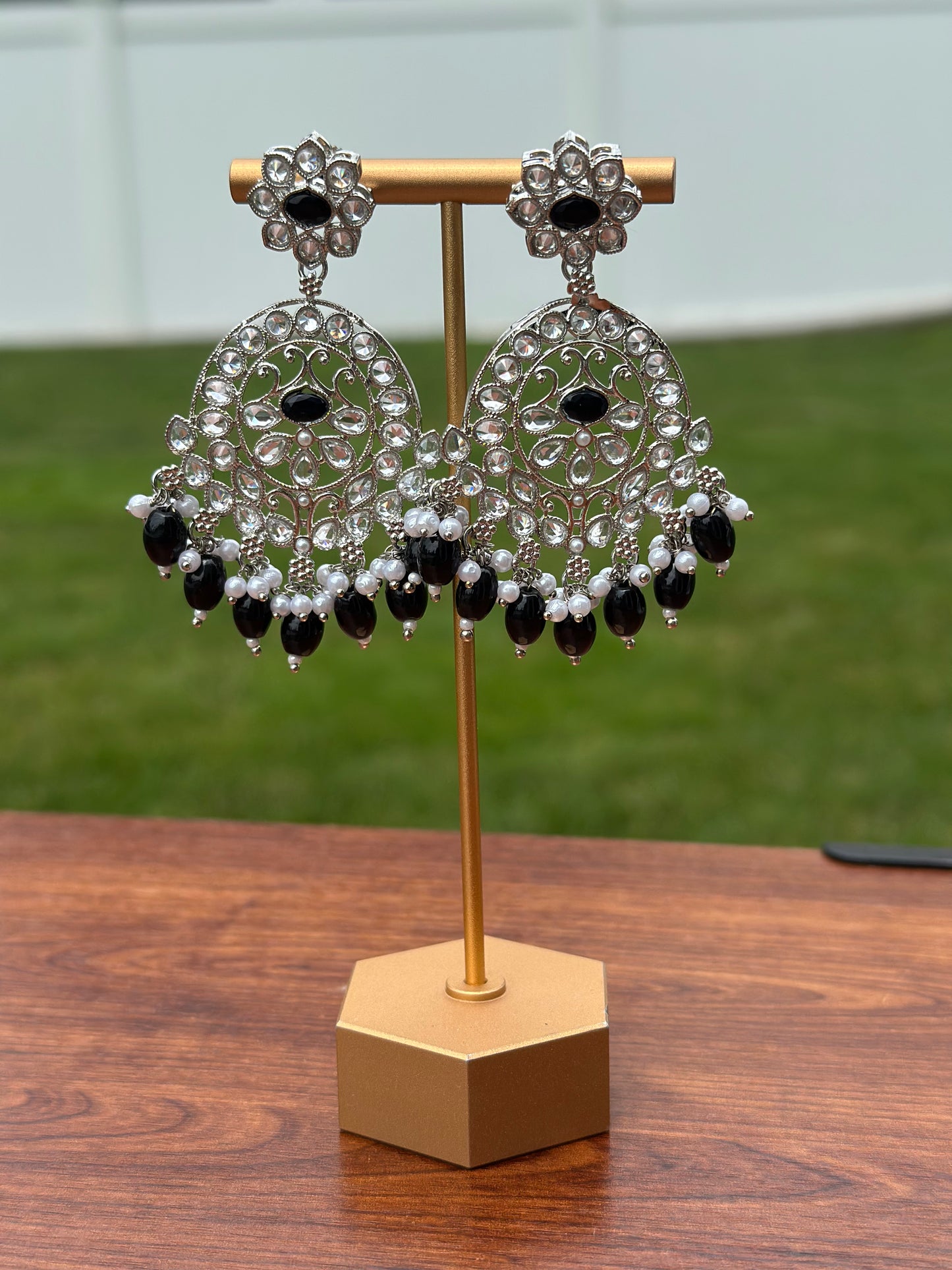 Neelu Silver Necklace Set (Includes Earrings & Tikka)