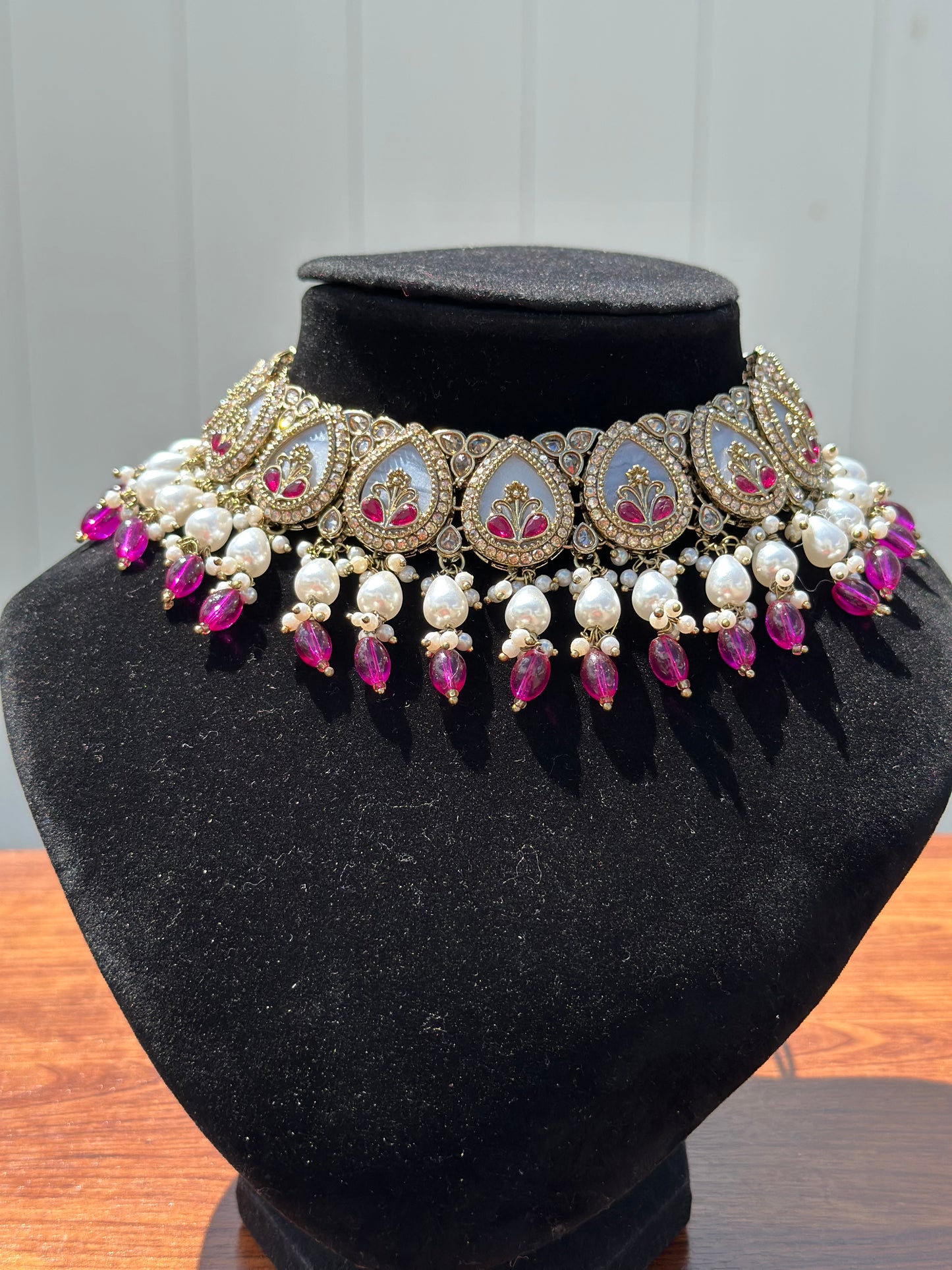 Mahira Necklace Set (Includes Earrings & Tikka)