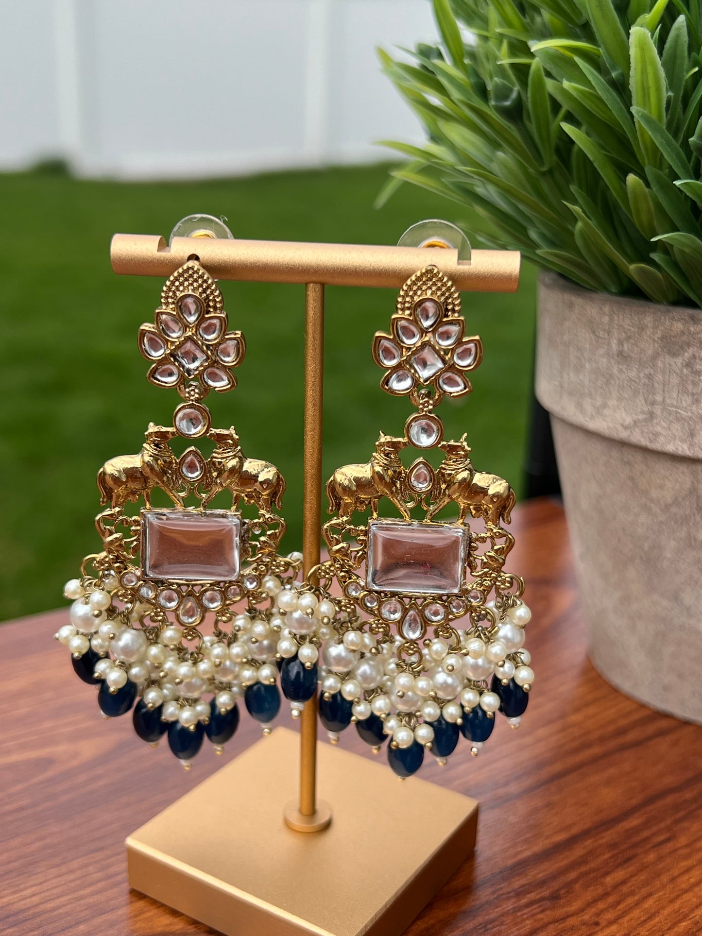 Kaavya Kundan Earrings