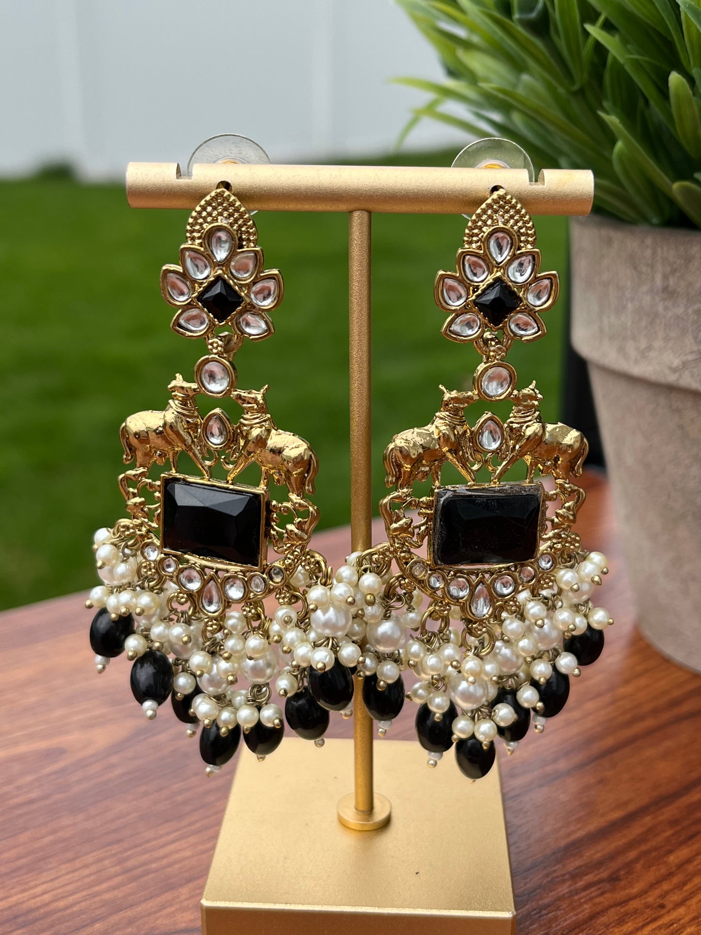 Kaavya Kundan Earrings