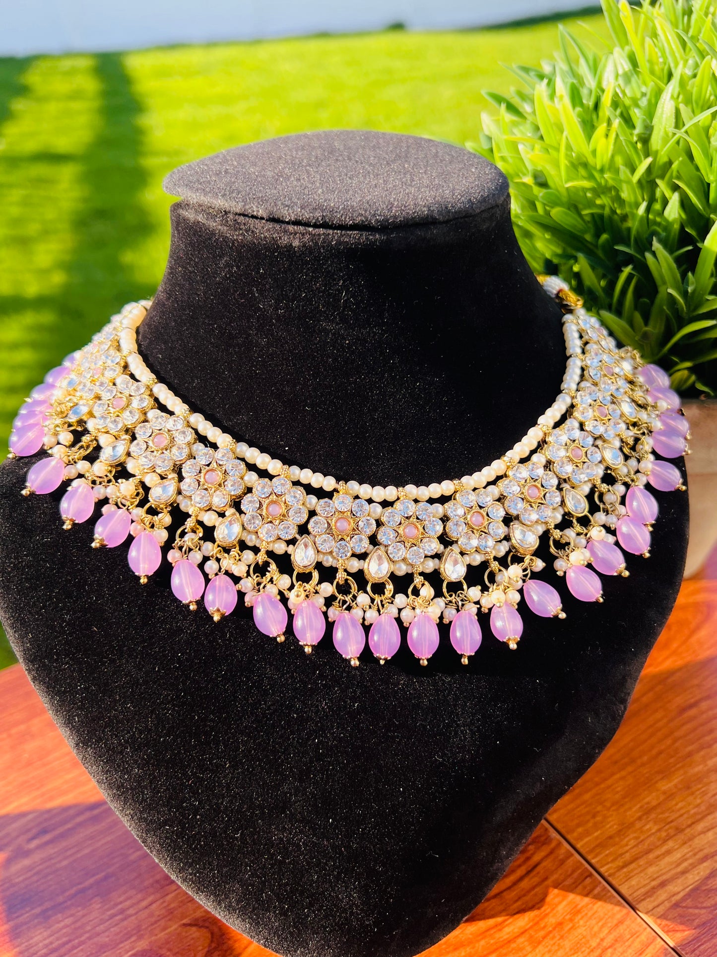 Zoya Necklace Set (Includes Earrings & Tikka)