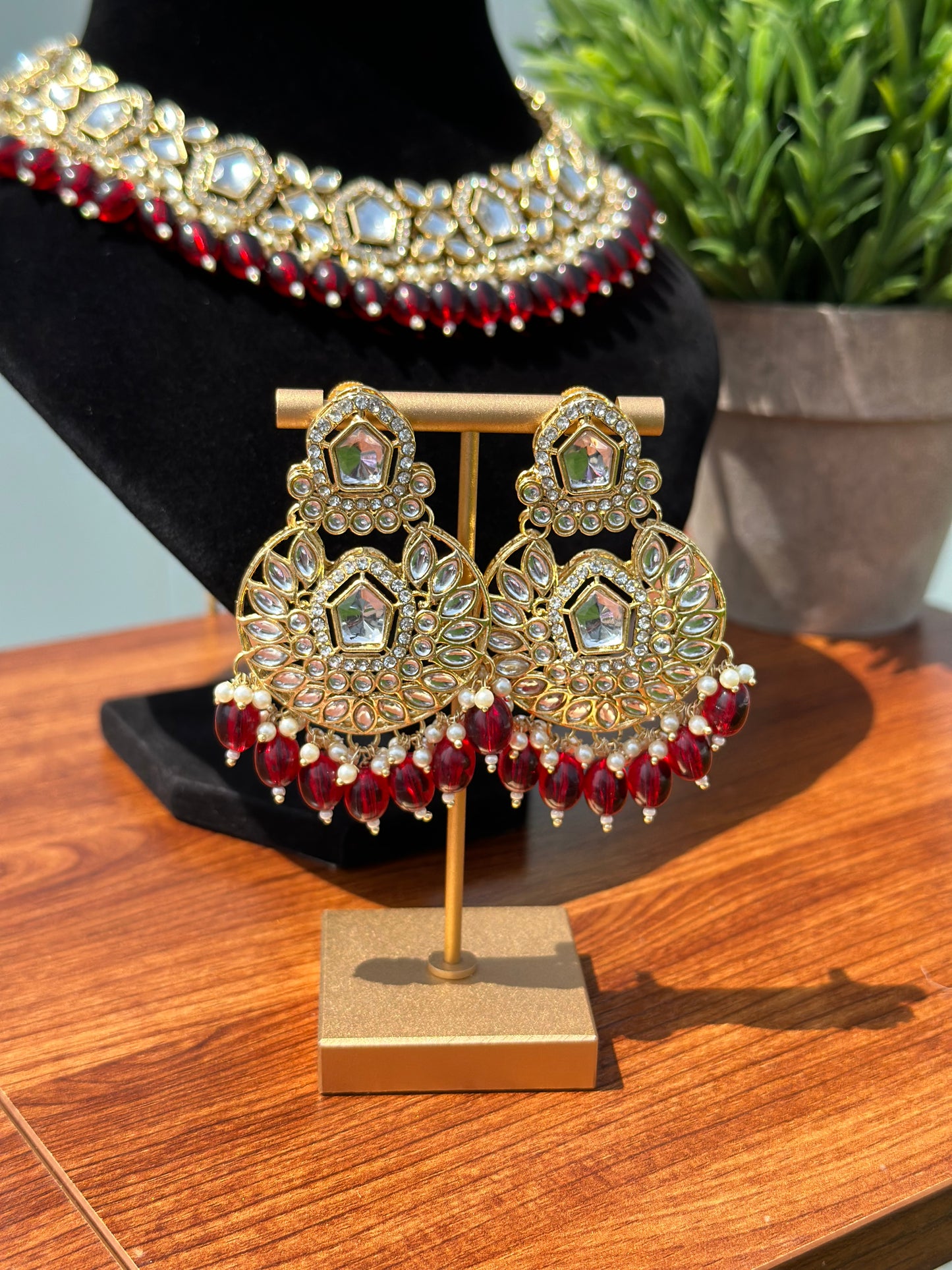 Maryam Kundan Necklace Set (Includes Earrings & Tikka)