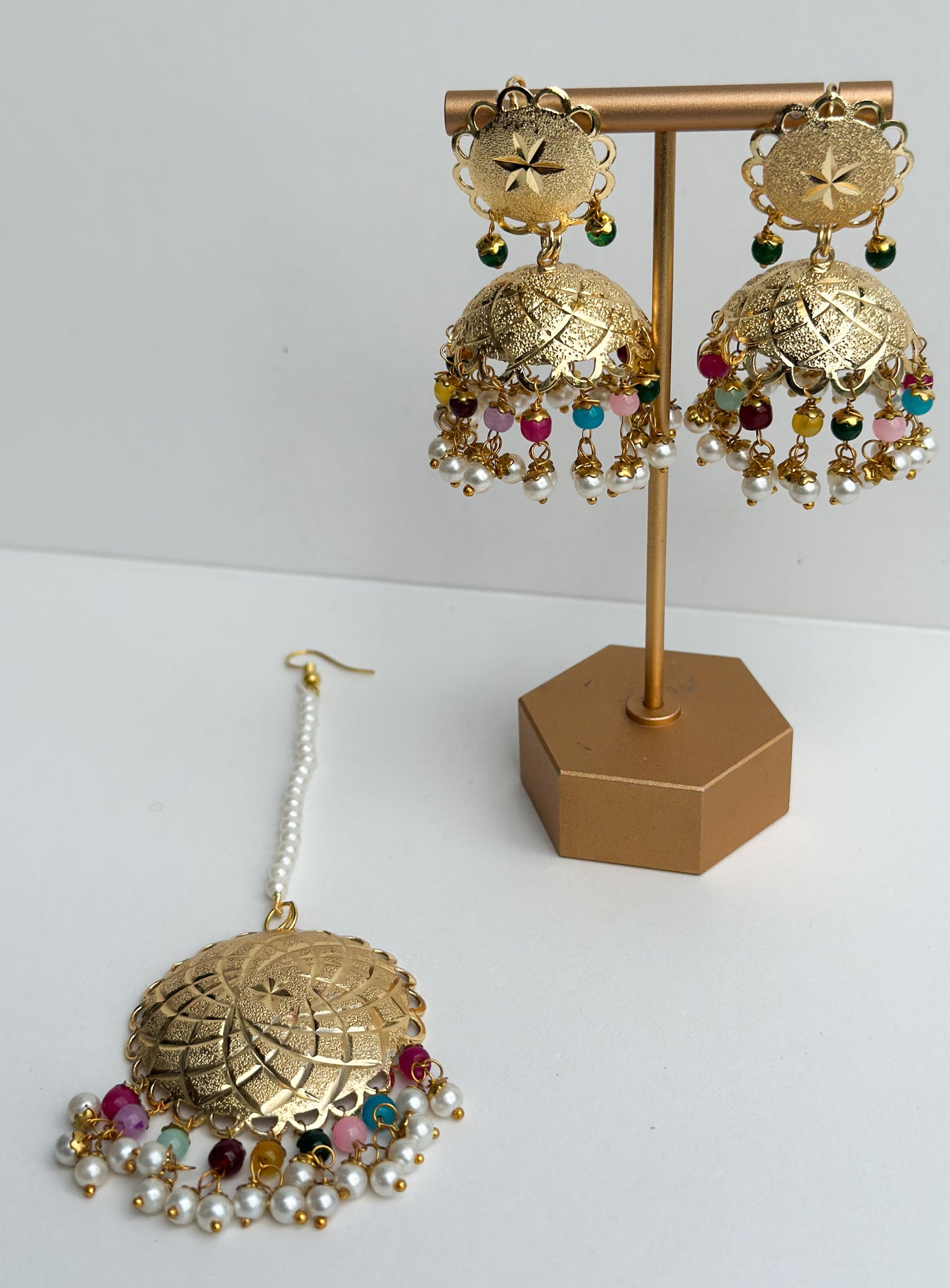 Mohini Tikka Set (Earrings and Tikka)