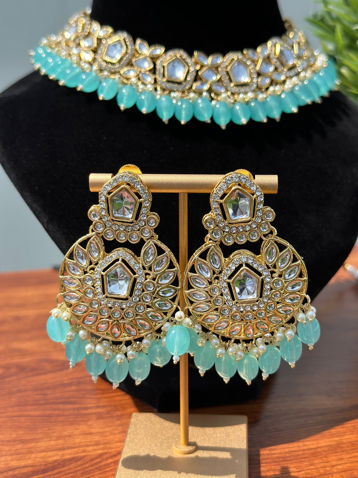 Maryam Kundan Necklace Set (Includes Earrings & Tikka)