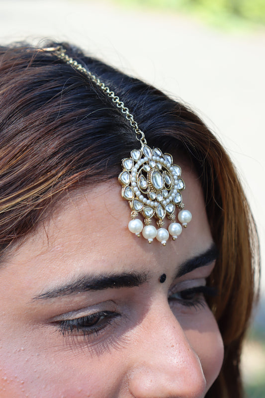 Kareena Pearl Choker Set (Includes Earrings & Tikka)