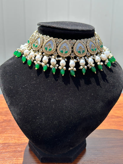 Mahira Necklace Set (Includes Earrings & Tikka)