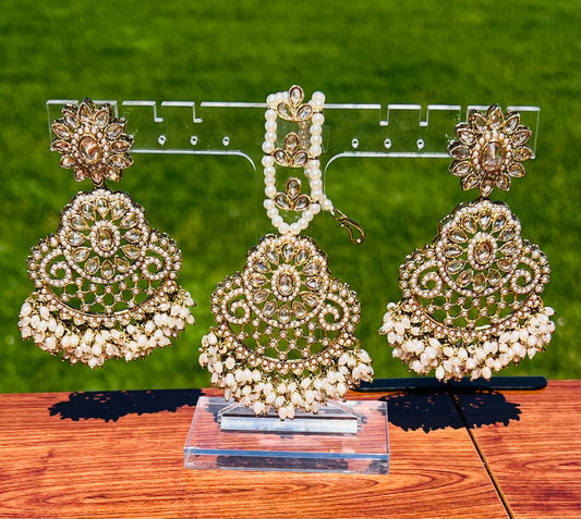 Vani Earrings and Tikka Set