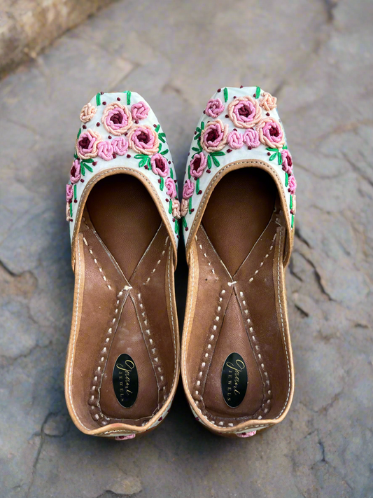 Humaira Handcrafted Double Cushioned Women Jutti