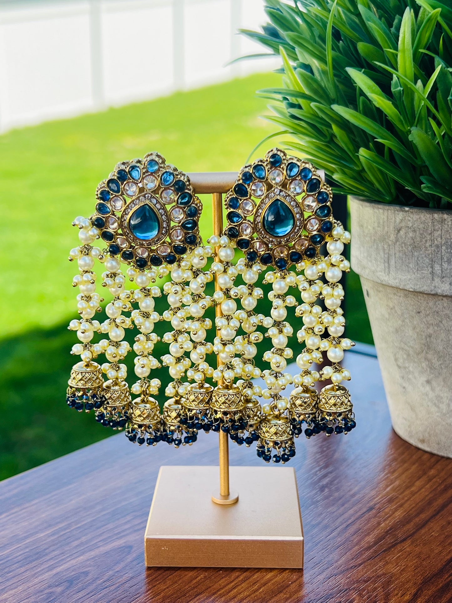 Kiara Kundan Earrings