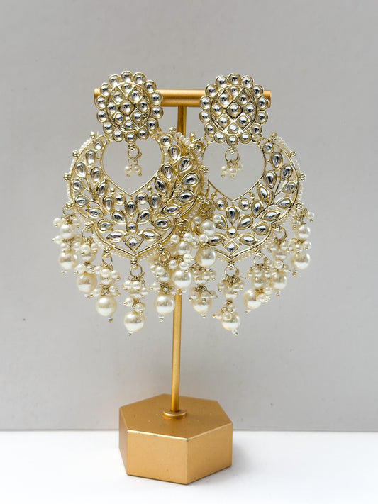 Avni Kundan Earrings