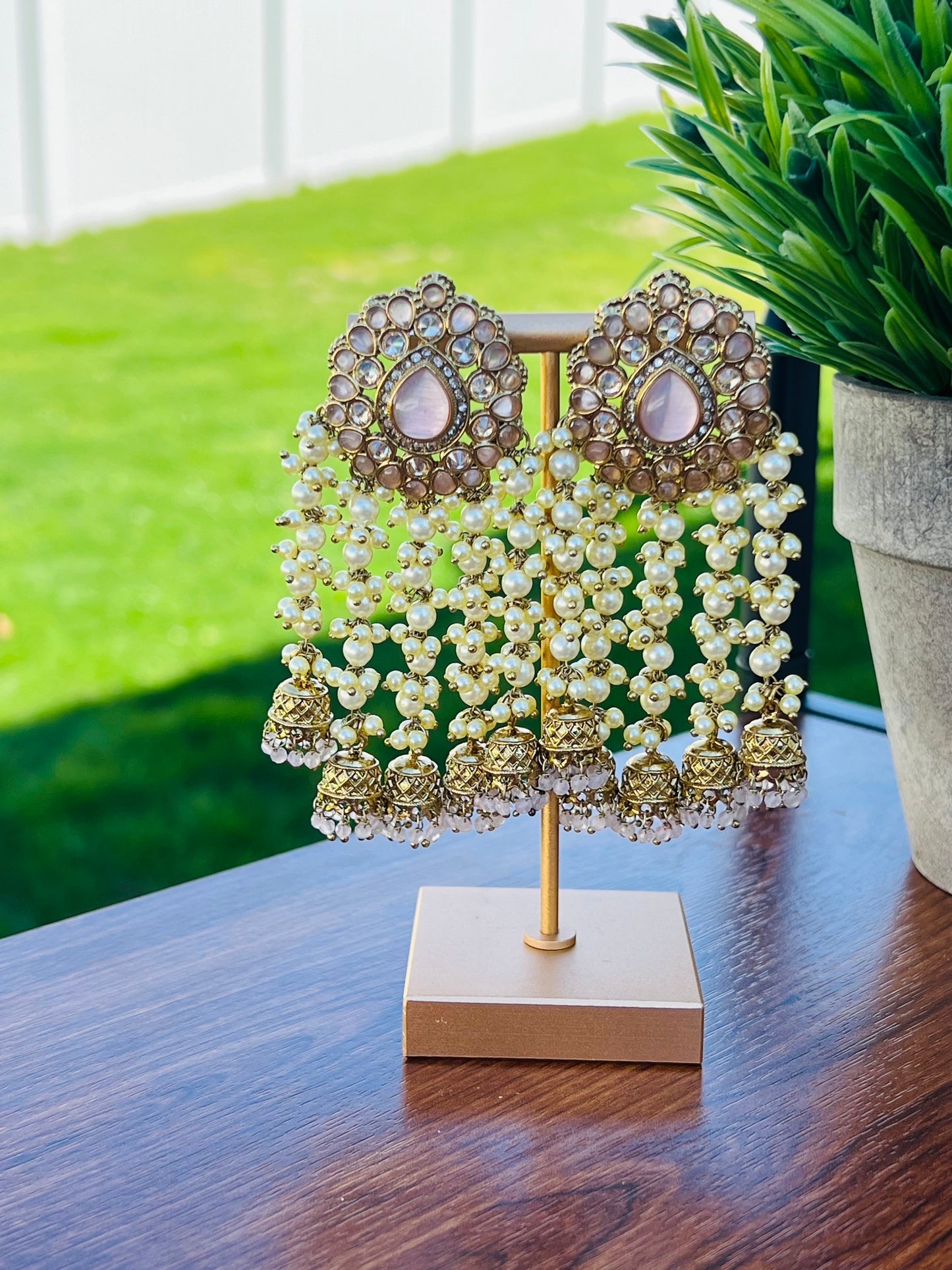 Kiara Kundan Earrings