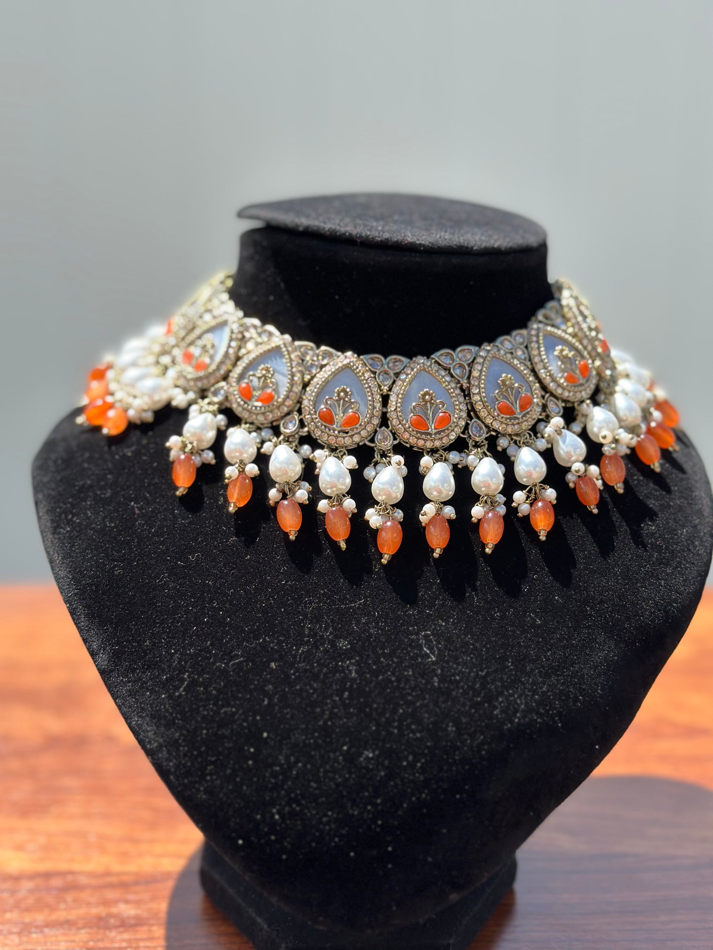 Mahira Necklace Set (Includes Earrings & Tikka)