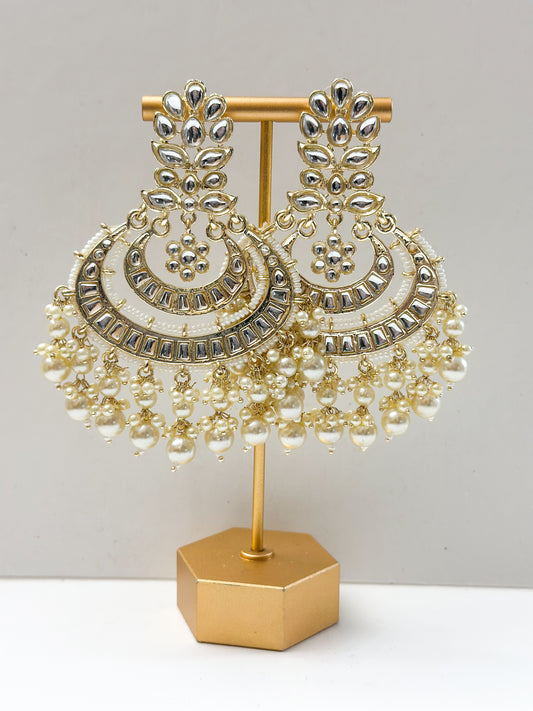 Saanvi Kundan Earrings