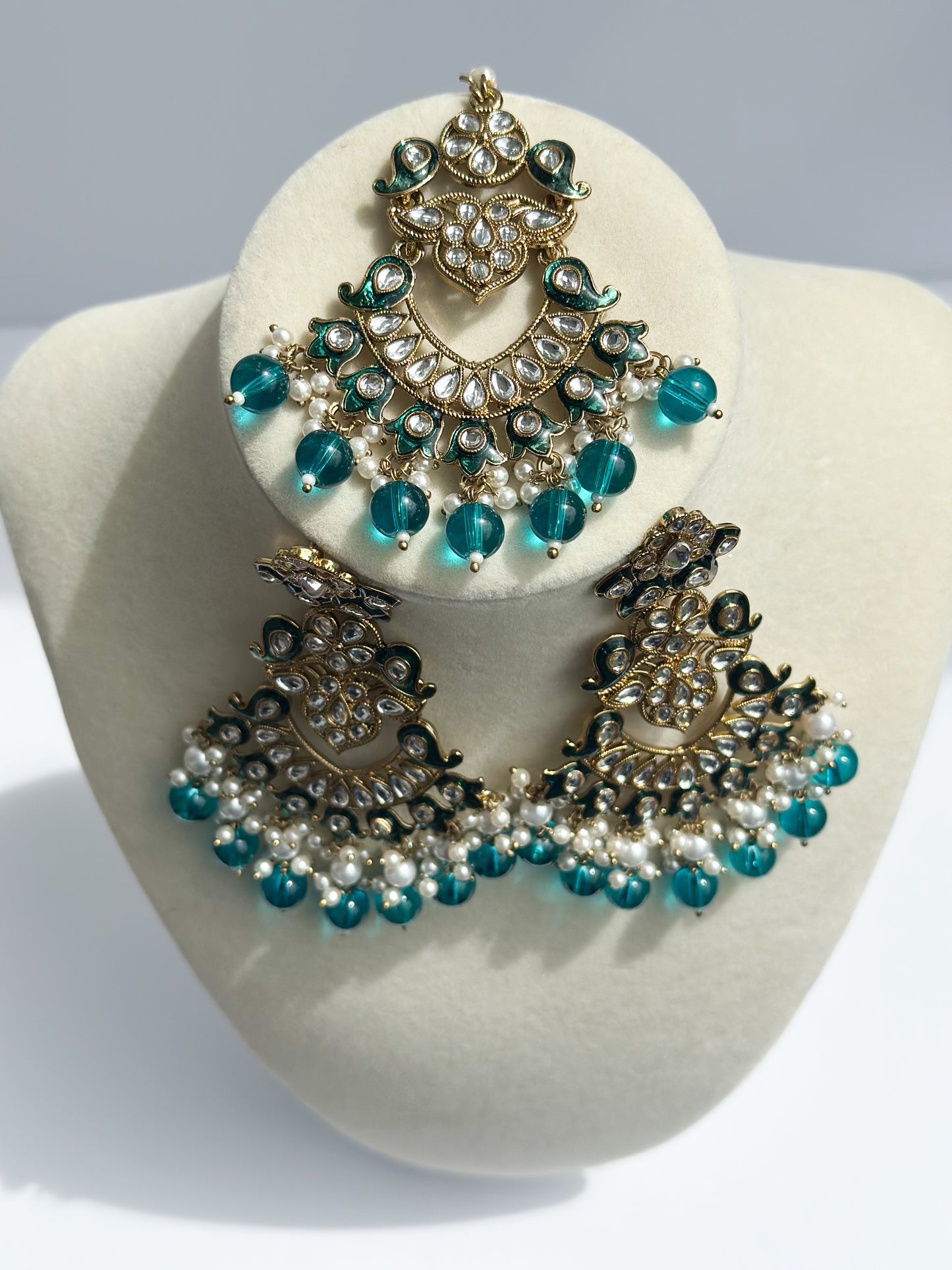 Ria Polki Earrings and Tikka Set