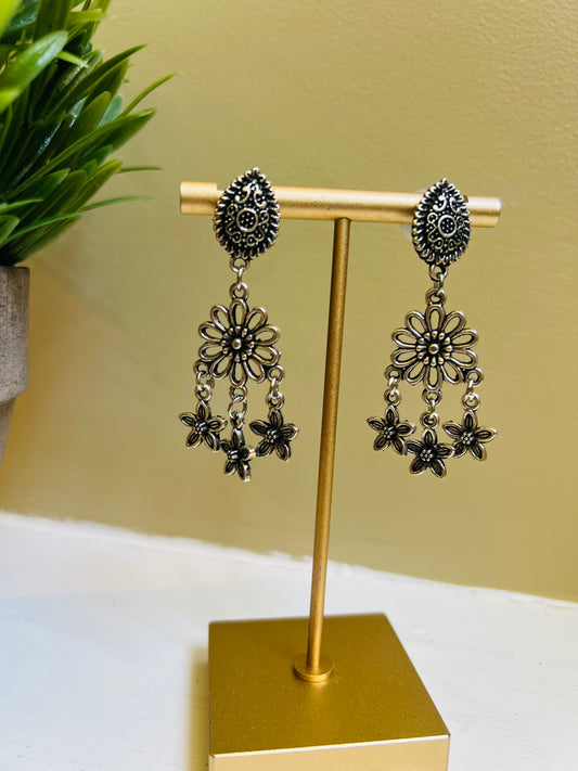 Deepali Oxidized Necklace Set (Includes Earrings)