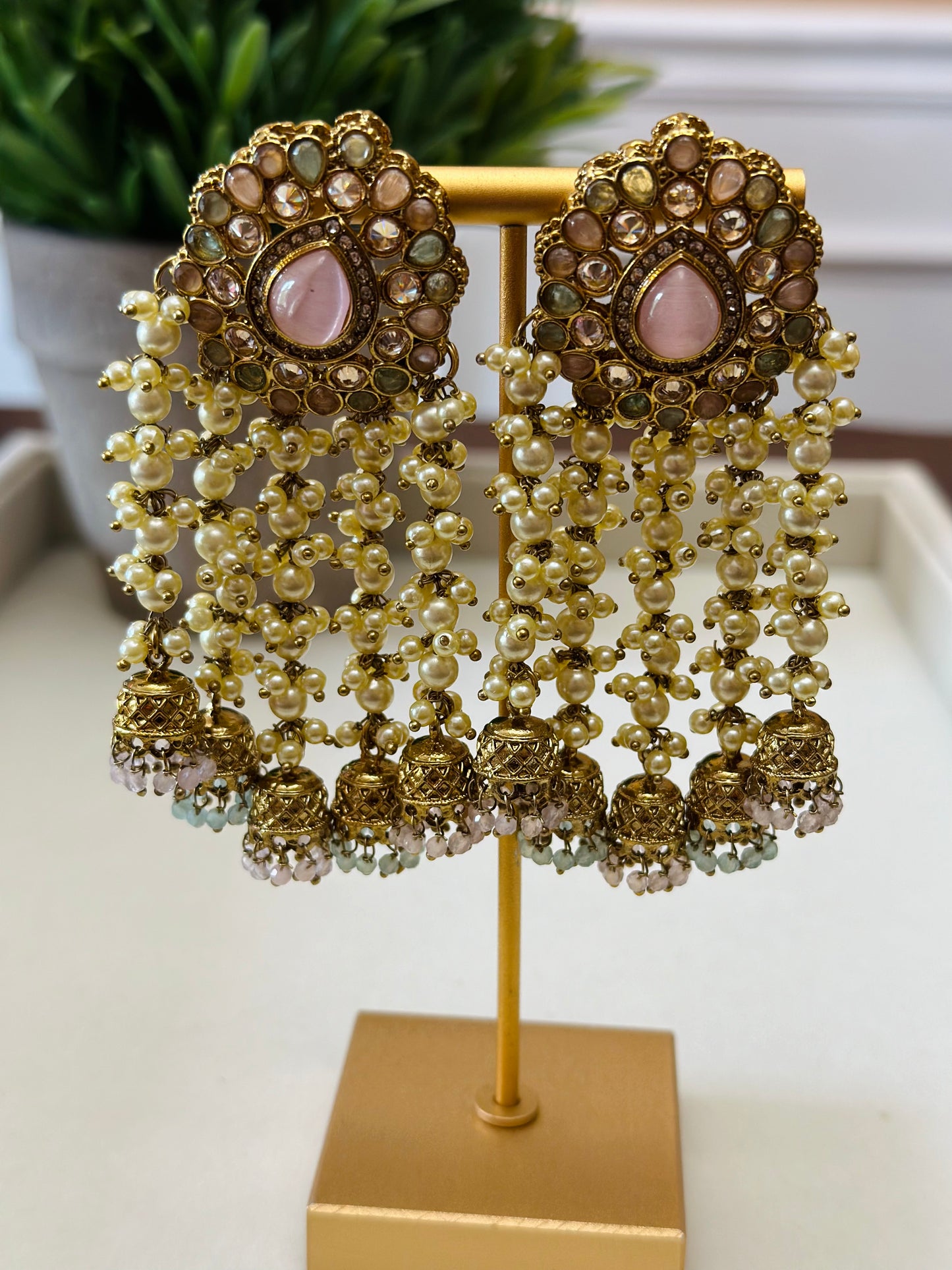 Kiara Kundan Earrings
