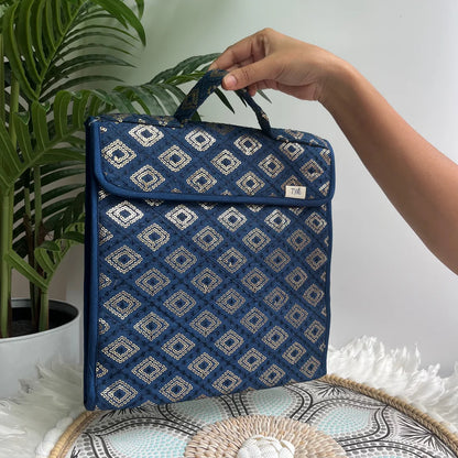 Flip Through Jewelry Organizer