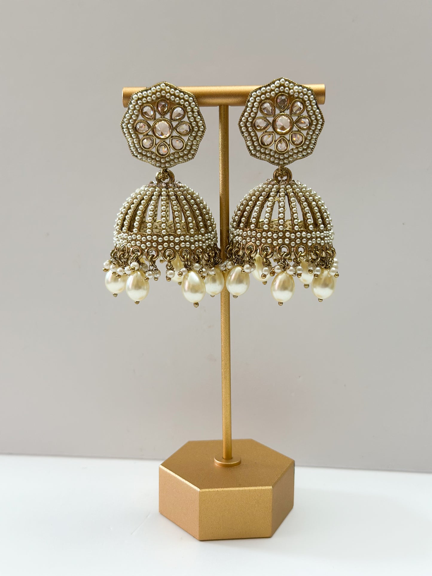 Ridhi Jhumki Earrings