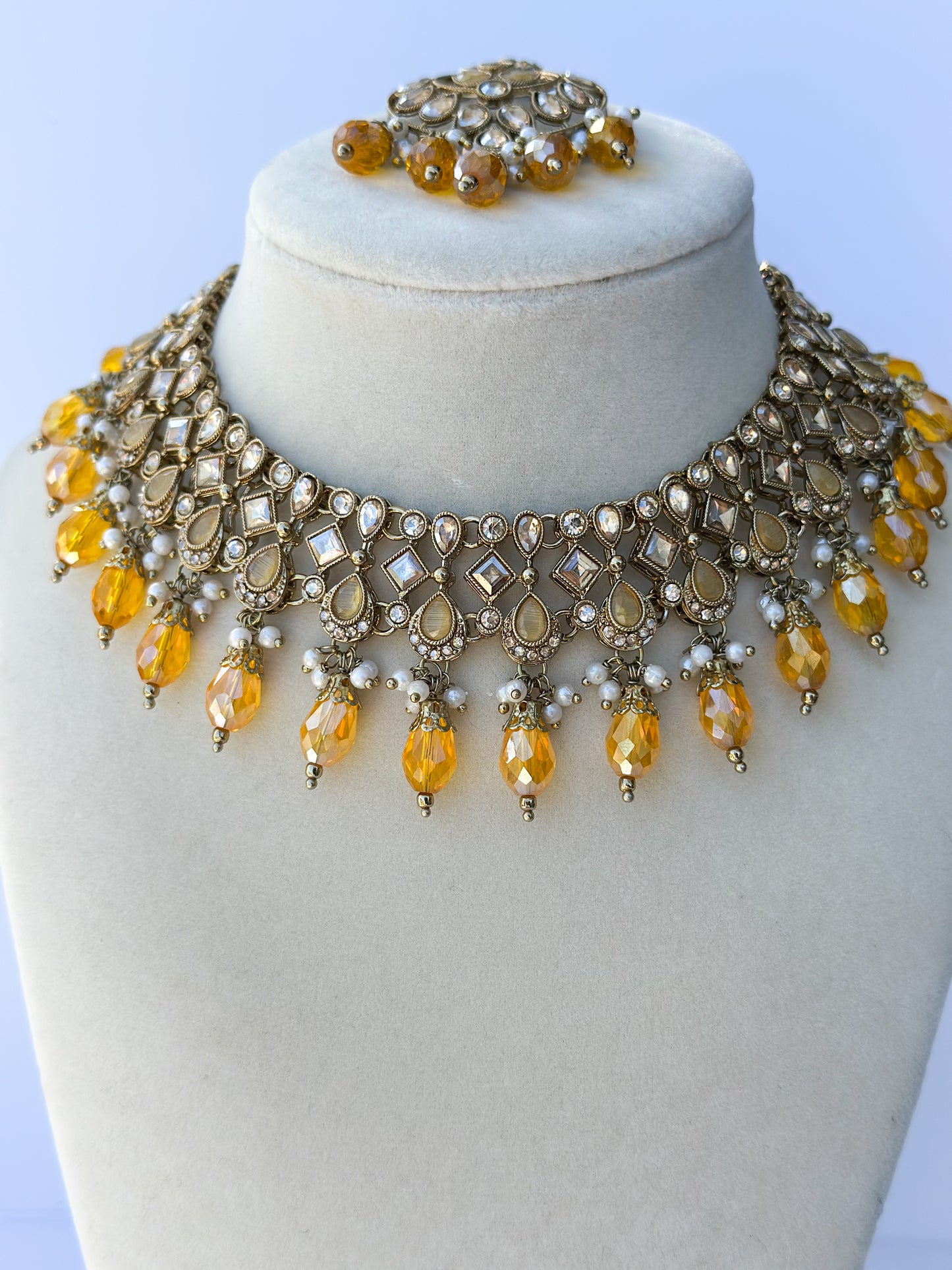 Maria Polki Necklace Set (Includes Jhumki Bali Earrings & Tikka)