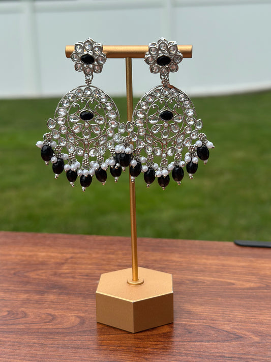 Neelu Silver Necklace Set (Includes Earrings & Tikka)