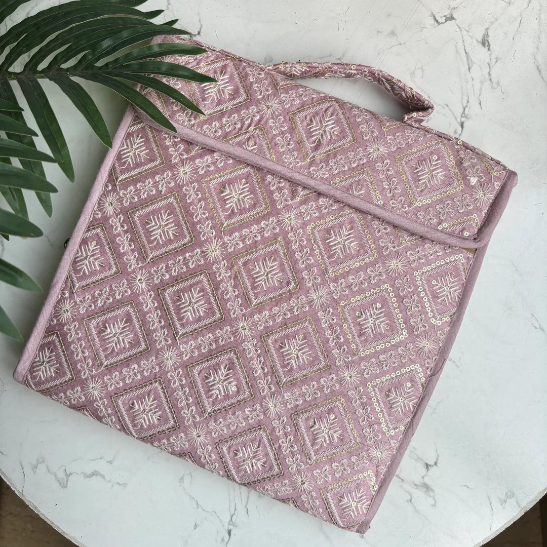 Flip Through Jewelry Organizer