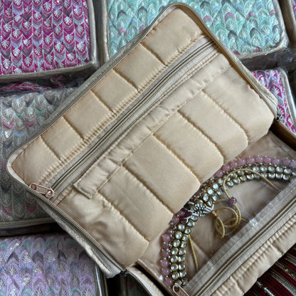 Roll in One Jewelry Organizer